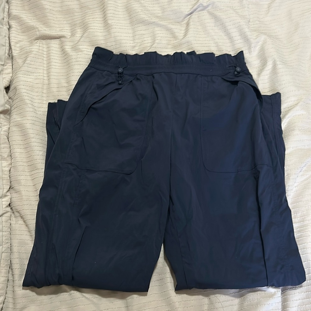 ATHLETA TREKKIE PARACHUTE PANT